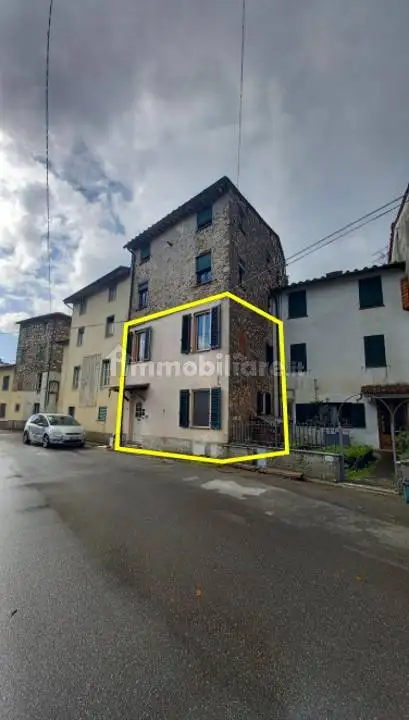 Appartamento all'asta via della Chiesa XI, Lucca - foto 2