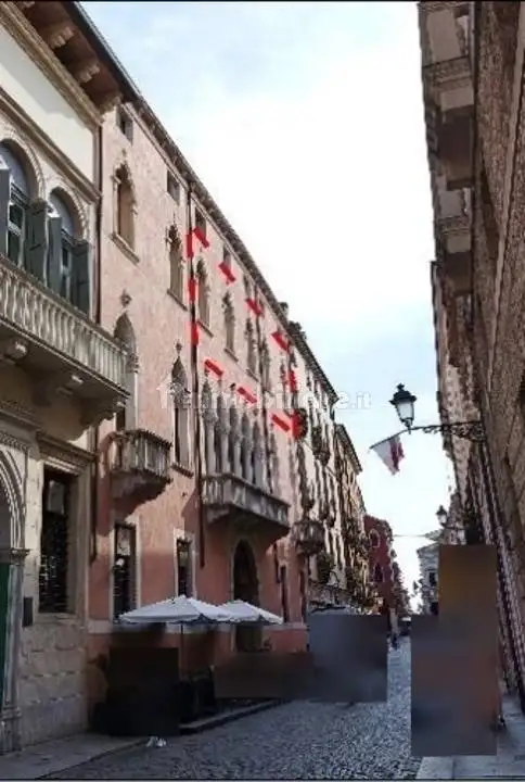 Appartamento all'asta Galleria del Pozzo Rosso, Vicenza - foto 2