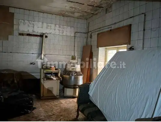 Appartamento all'asta via Sottotenente Vincenzo Caruso, Acerra - foto 4