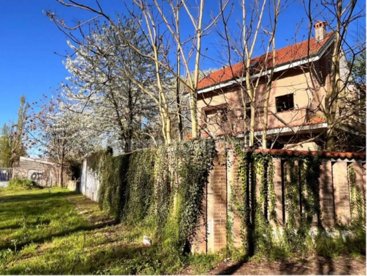 Villa all'asta via Rozzano, Assago - foto 2