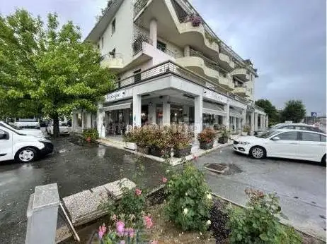 Appartamento all'asta via G. Garibaldi, Massa - foto 2