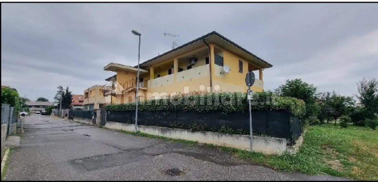 Appartamento all'asta VIII Marzo, Borgo Ticino - foto 2