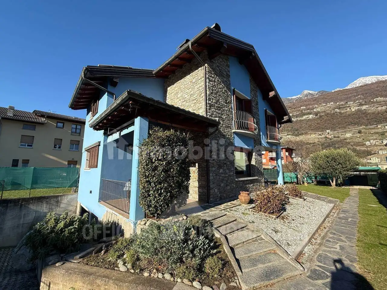 Casa indipendente in affitto a Morbegno