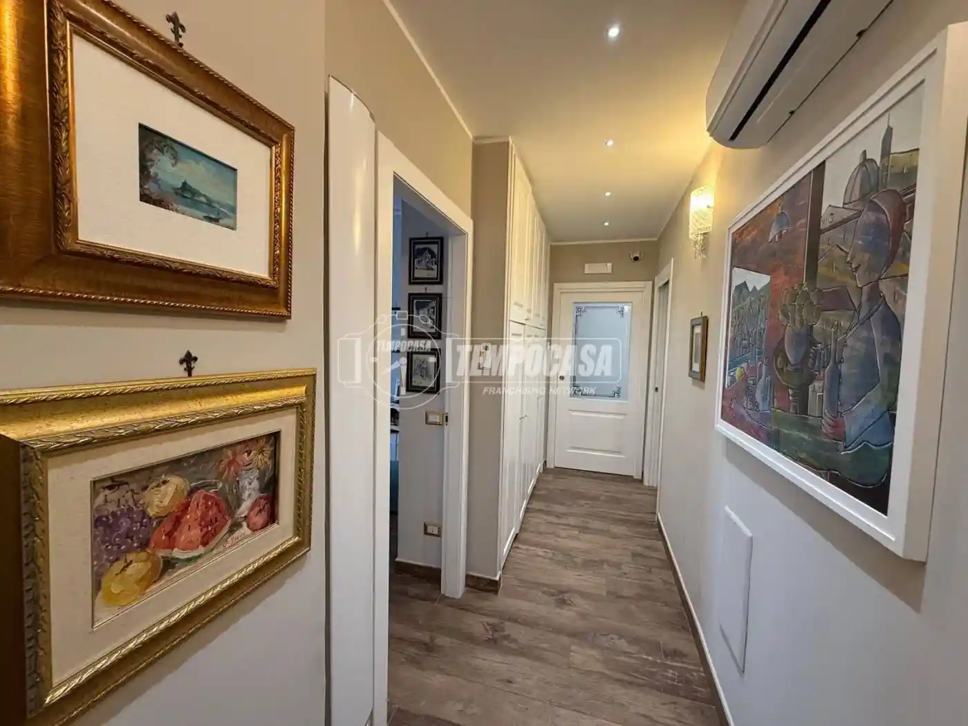 Quadrilocale via SAN DOMENICO, Vomero, Napoli - foto 4