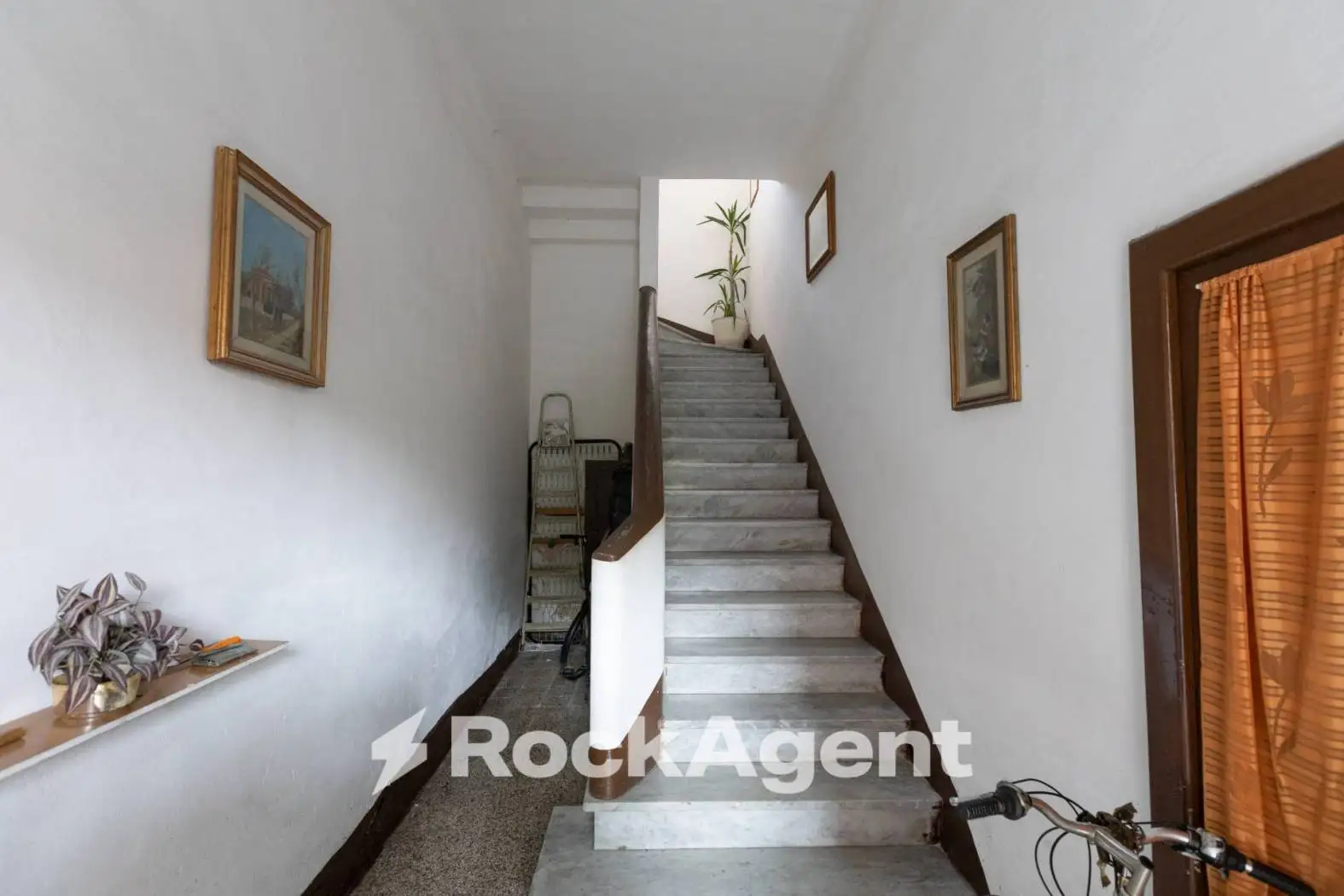 Casa indipendente in vendita a Livorno
