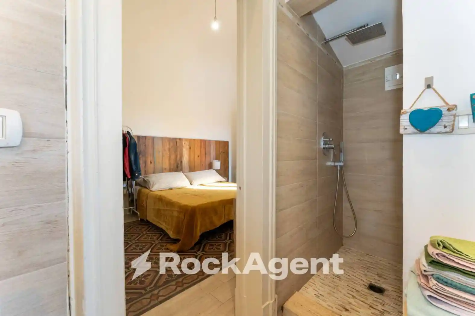 Terratetto unifamiliare via Vicario Nicolosi, 14, Centro, Aci Castello - foto 5