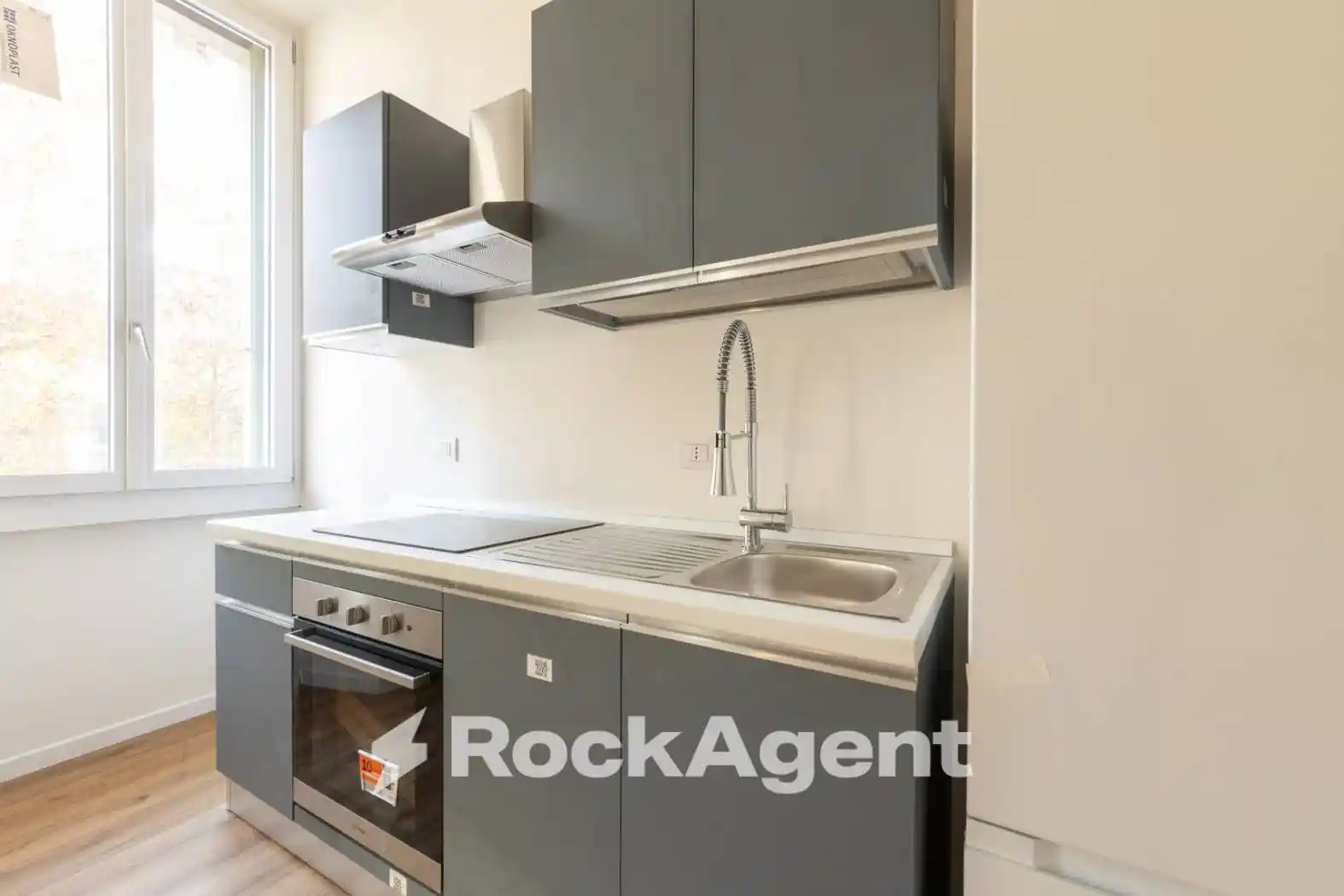 Monolocale via Pietro Colletta, 30, Porta Romana - Medaglie d'Oro, Milano - foto 5