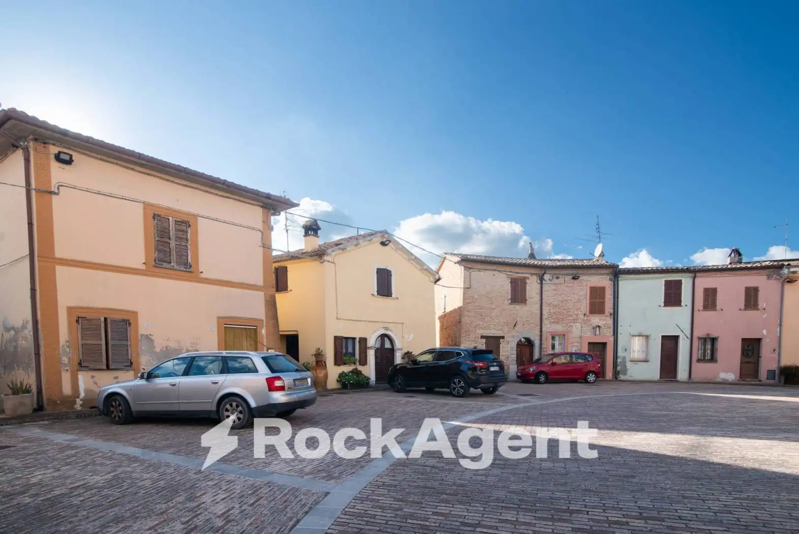 Appartamento in vendita a Terre Roveresche