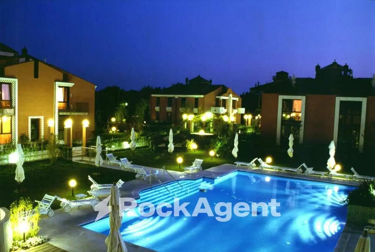 Appartamento in villa via Marcantonio Bragadin, 38, Lido di Venezia, Venezia - foto 5