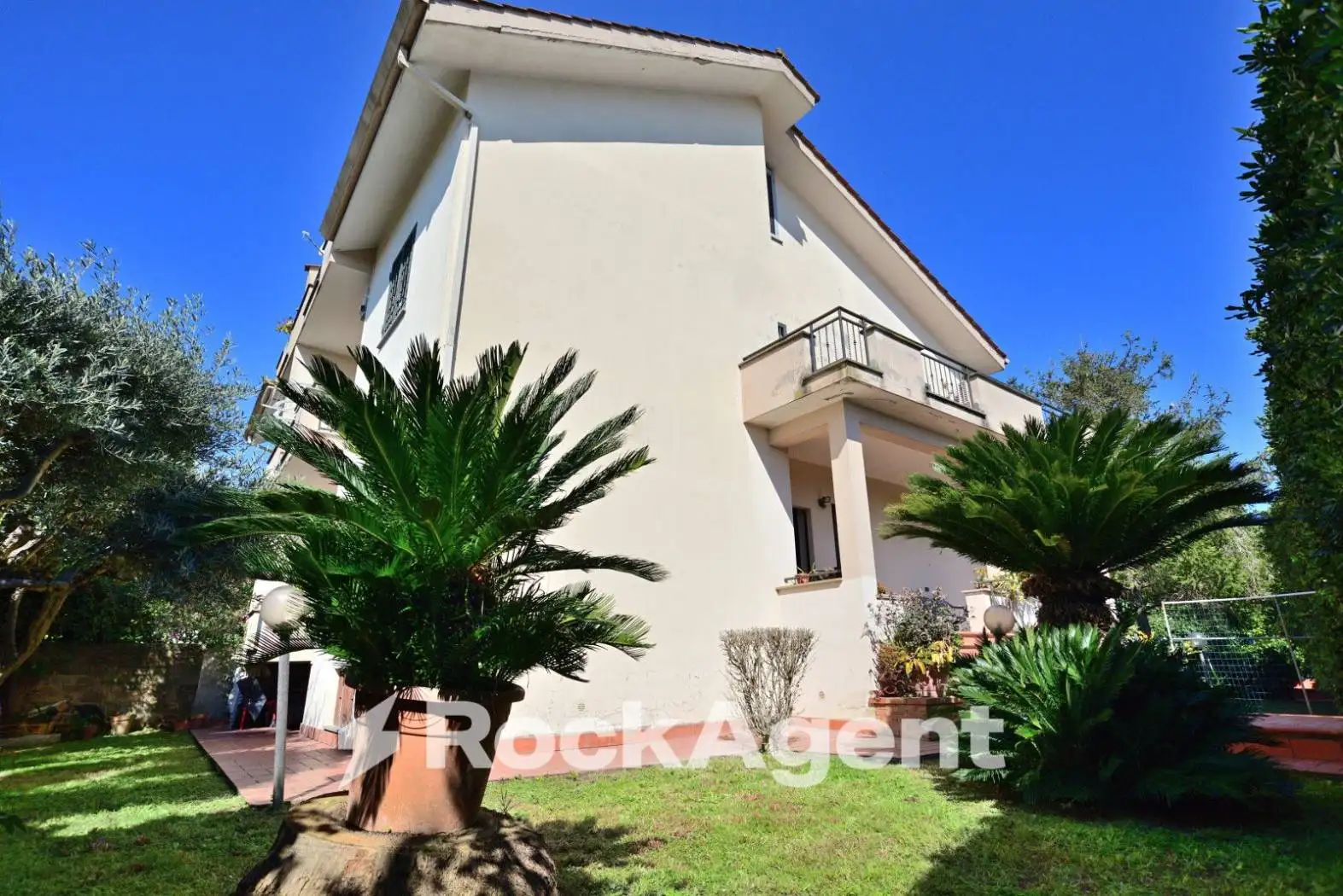 Villa bifamiliare via del Colle, 22, Vallelata, Aprilia - foto 2