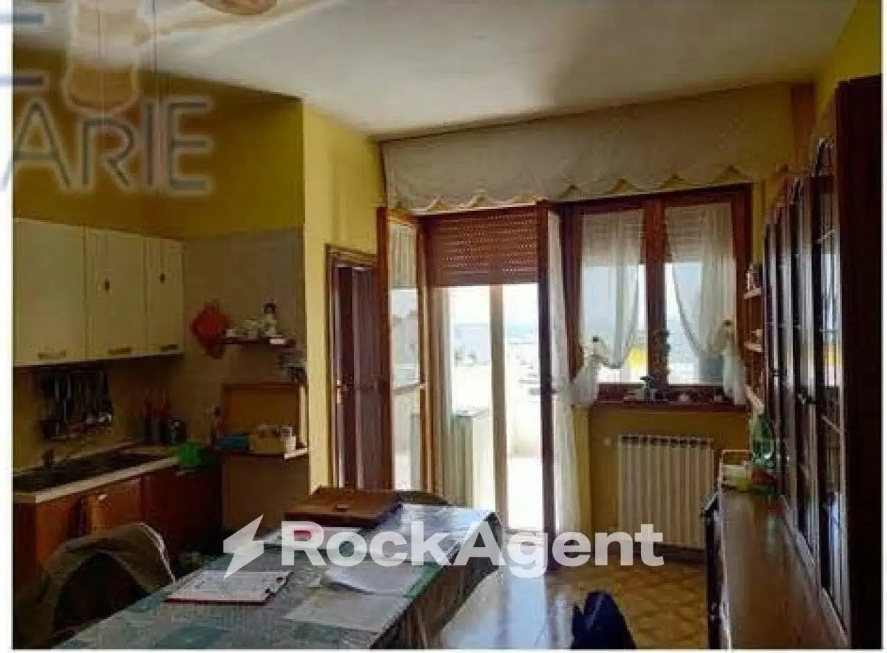 Quadrilocale Lungomare Ugo Lorusso, 47, Palese, Bari - foto 3