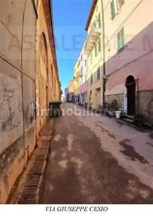 Appartamento in asta a Altare