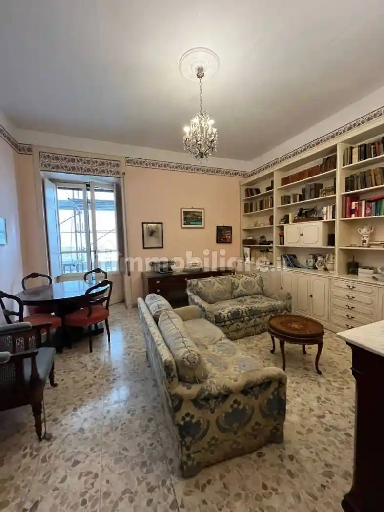 Trilocale via Gaetano Donizetti 5, Vomero, Napoli - foto 3