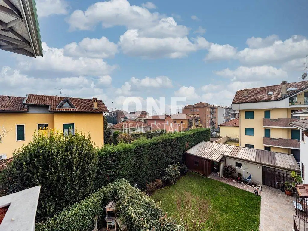 Bilocale via Alessandro Manzoni 39, Centro, Arcore - foto 4