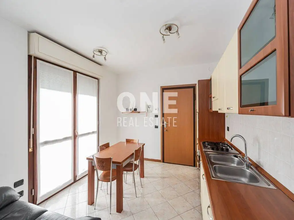 Bilocale via Alessandro Manzoni 39, Centro, Arcore - foto 5