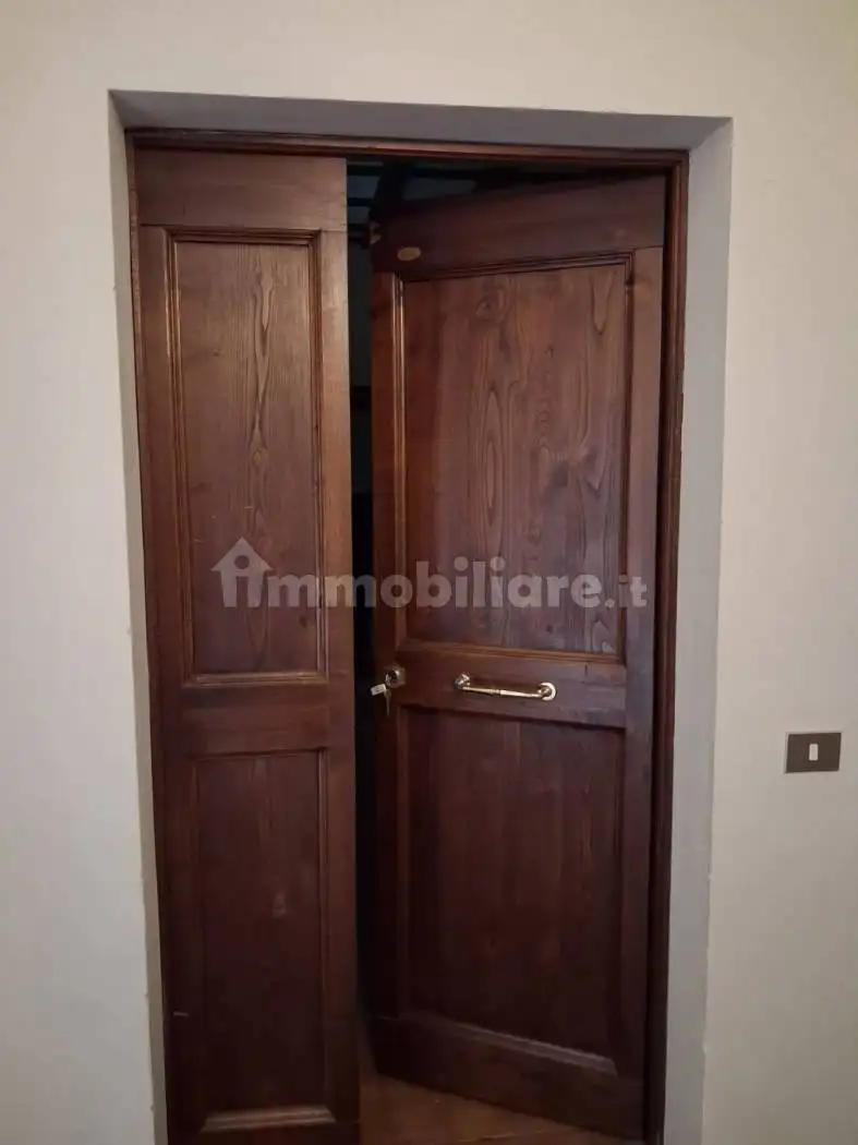 Trilocale via Carlo Cattaneo 4, Centro Storico, Spoleto - foto 5