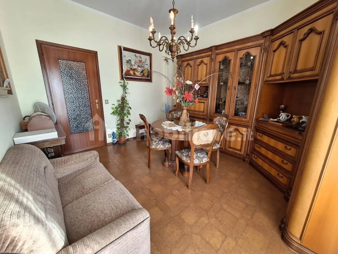 Appartamento via Aldo Moro 5, Semicentro, Chieri - foto 2