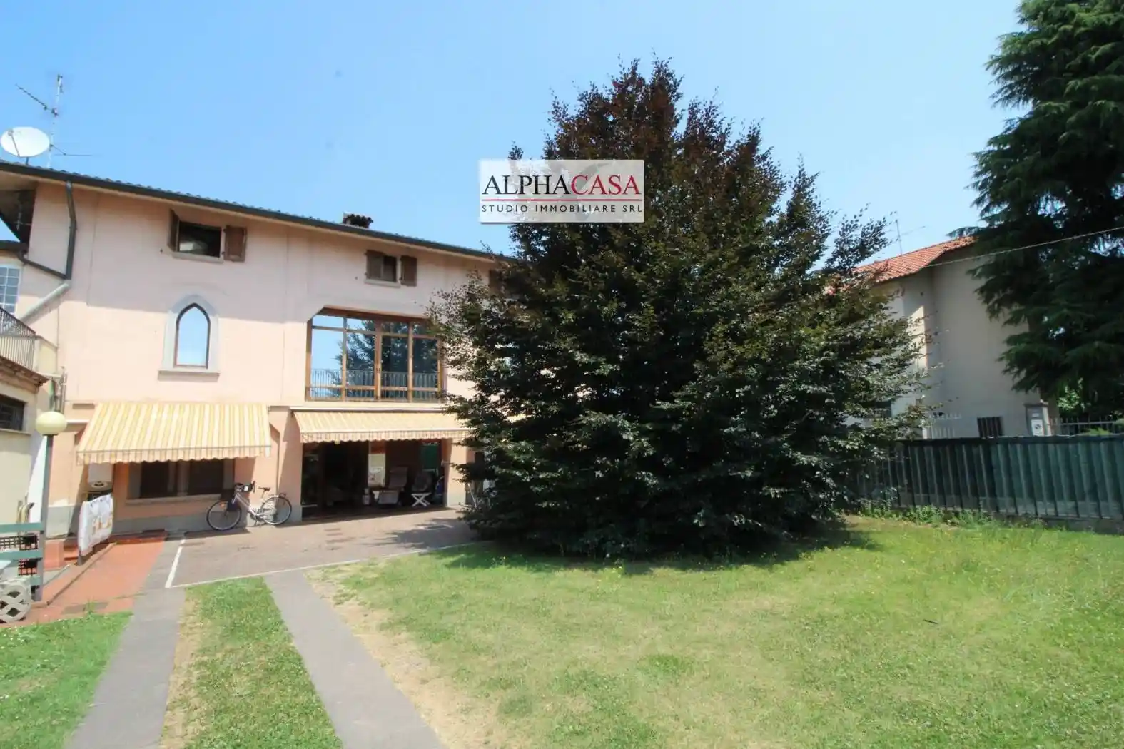 Villa in vendita a Presezzo