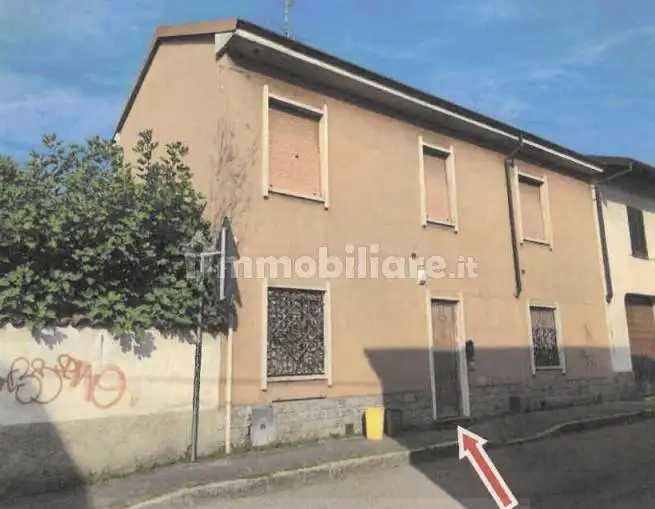 Casa indipendente in asta a Cerro Maggiore