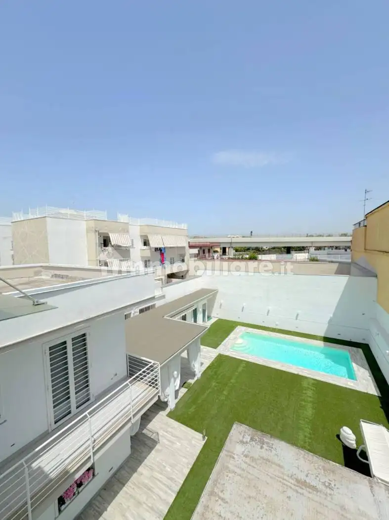 Appartamento in vendita a Napoli