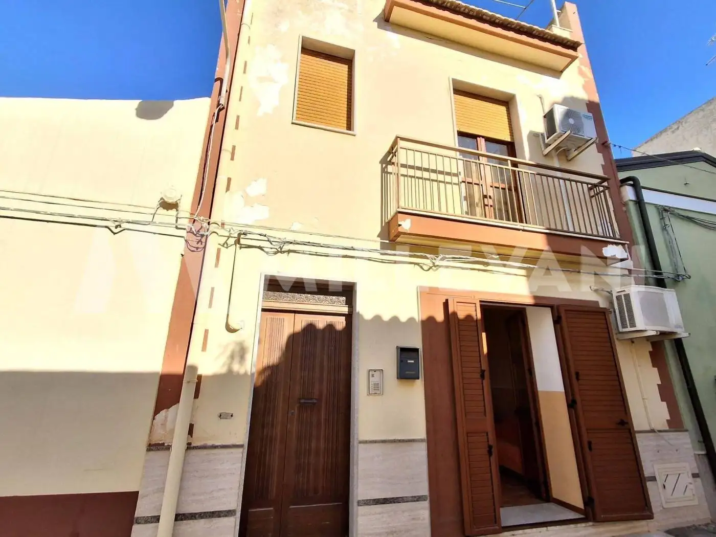 Palazzo - Edificio in vendita a Pozzallo