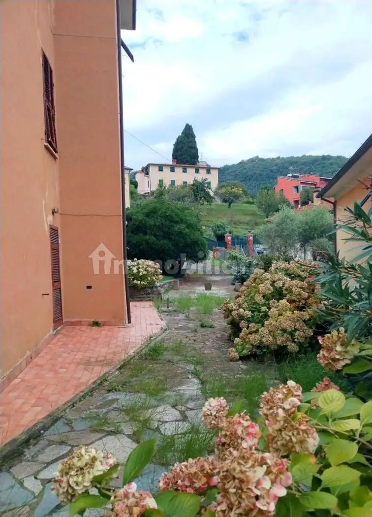 Villa in vendita a Ameglia