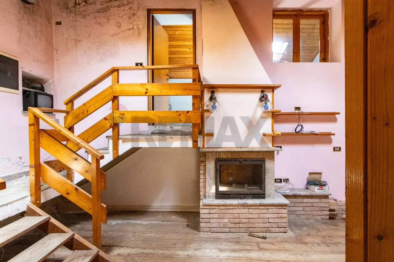 Terratetto unifamiliare via Alle scuole 172, Centro, Berbenno di Valtellina - foto 4