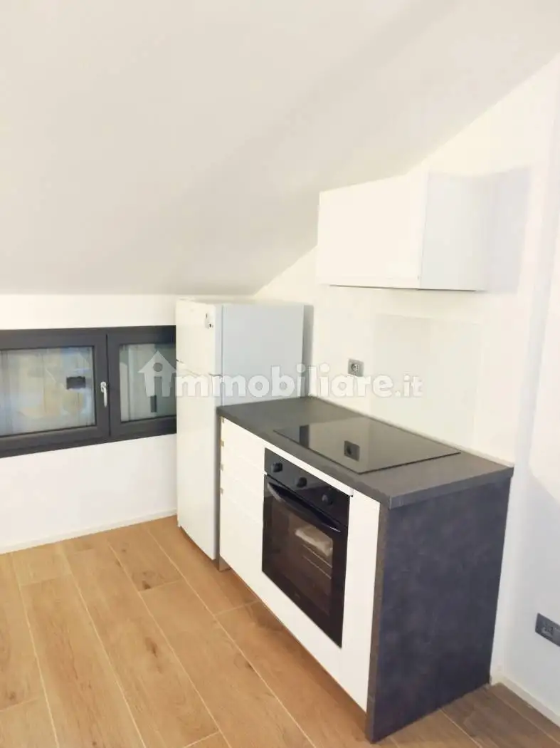 Monolocale via Giacomo Puccini 24, Volturno, Assisi, San Mauro, Lissone - foto 3