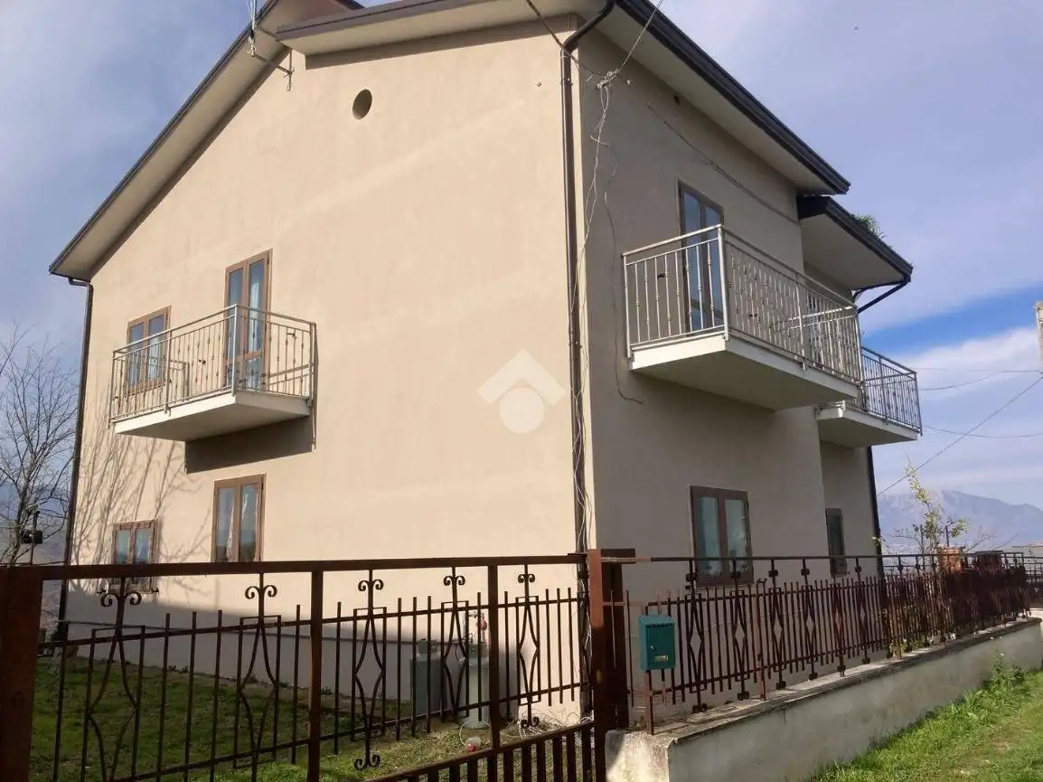 Appartamento in vendita a Apollosa