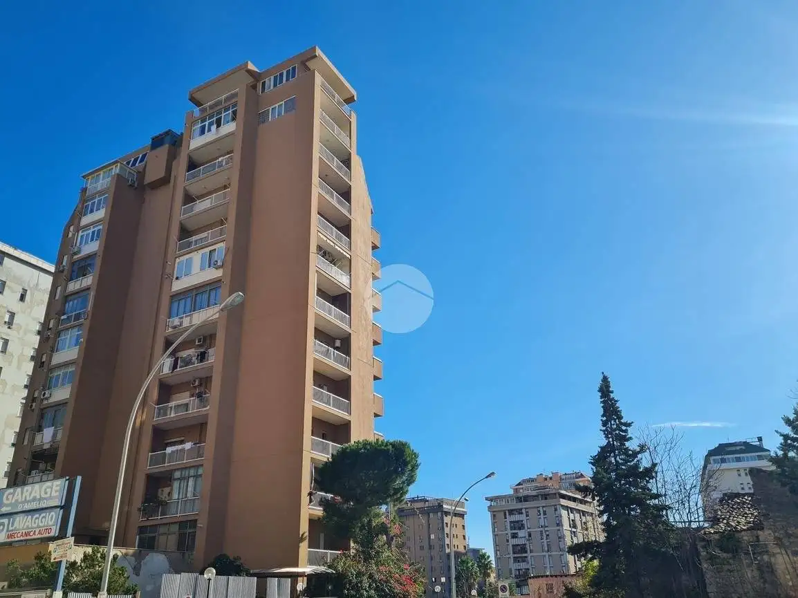 Appartamento in vendita a Palermo