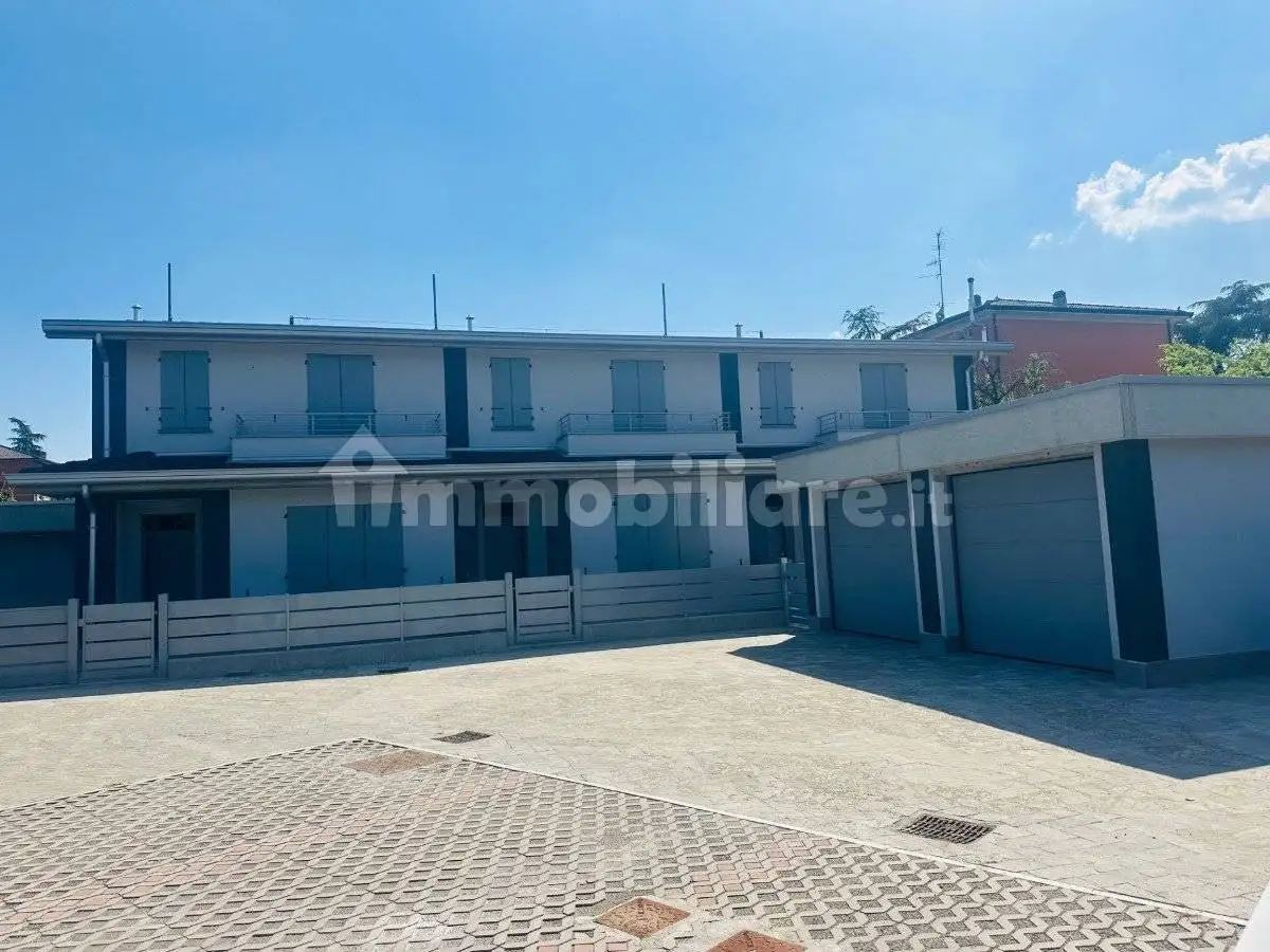 Villa a schiera via Fratelli Carlo e Nello Rosselli, Baragalla - Canalina, Reggio Emilia - foto 4