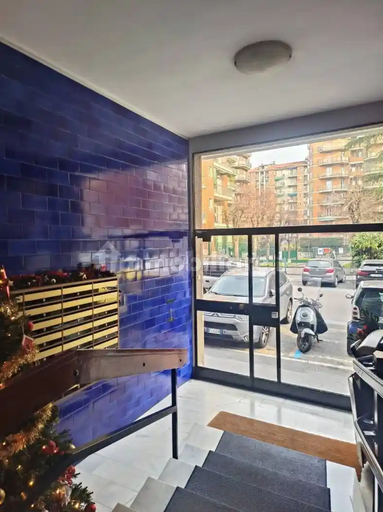 Bilocale via dei Fiordalisi 3, Lorenteggio, Milano - foto 2