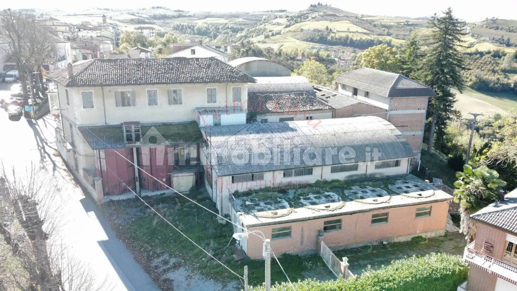 Palazzo - Edificio in vendita a Mango