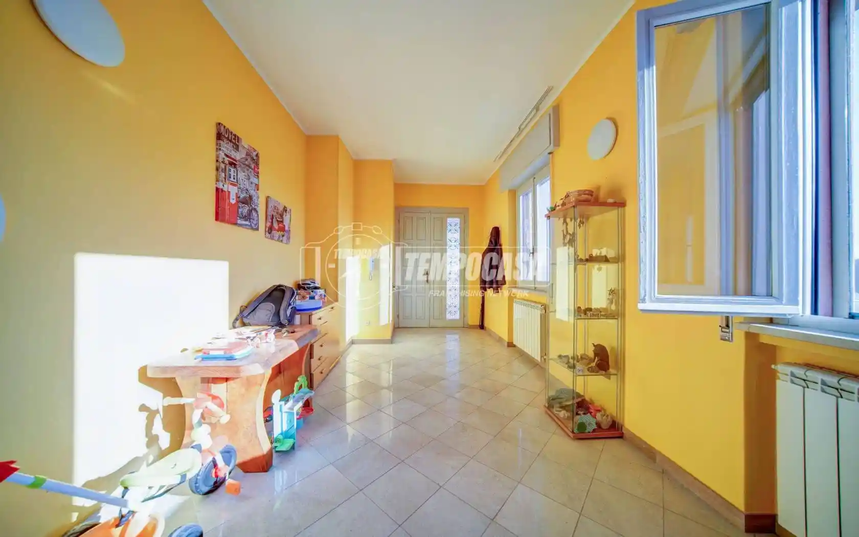 Terratetto unifamiliare via Don Lorenzo Milani 12, Centro, Biandronno - foto 2