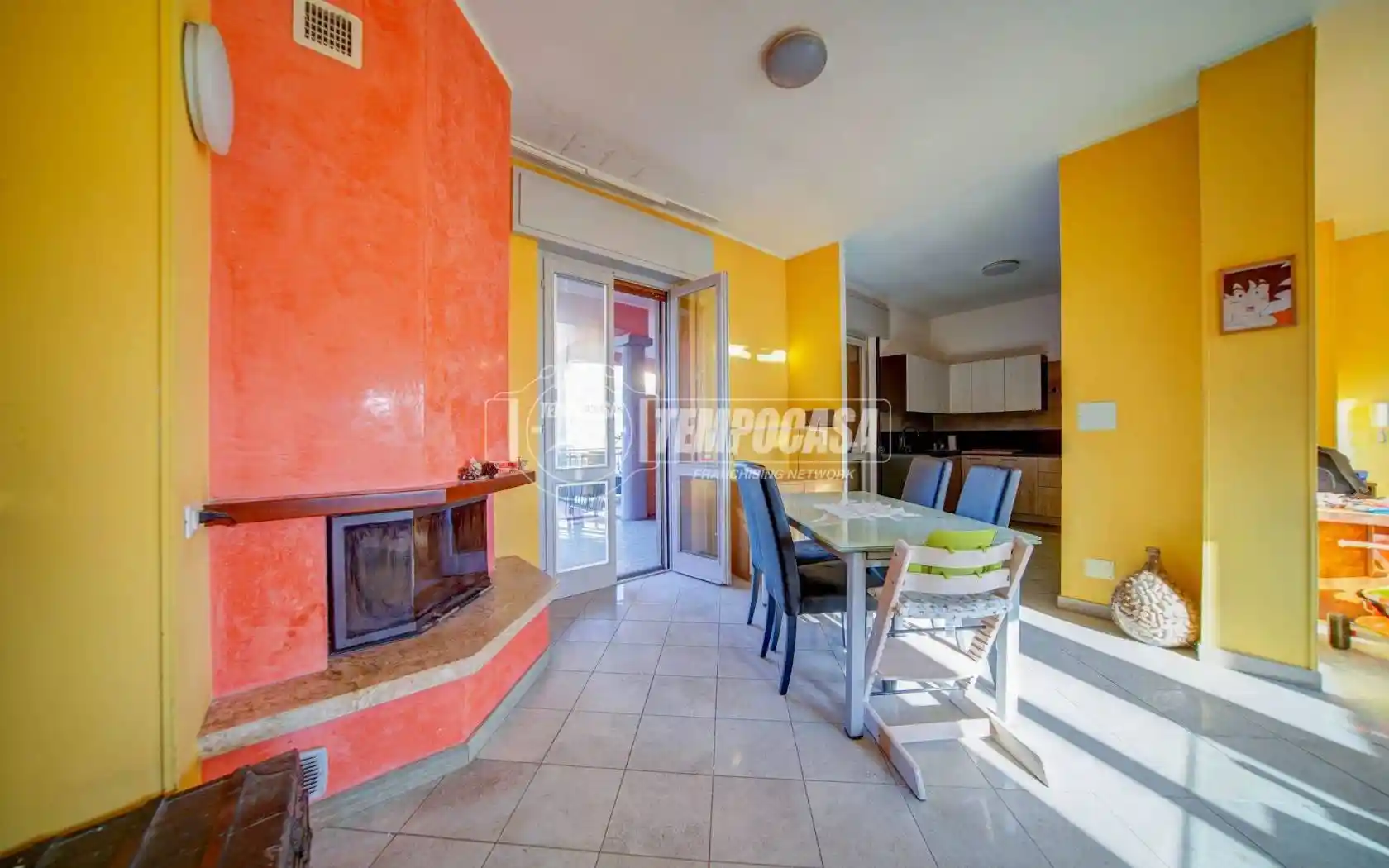 Terratetto unifamiliare via Don Lorenzo Milani 12, Centro, Biandronno - foto 4