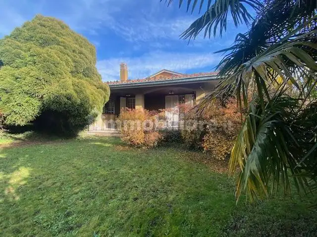 Villa unifamiliare 310 m², Cermenate - foto 2