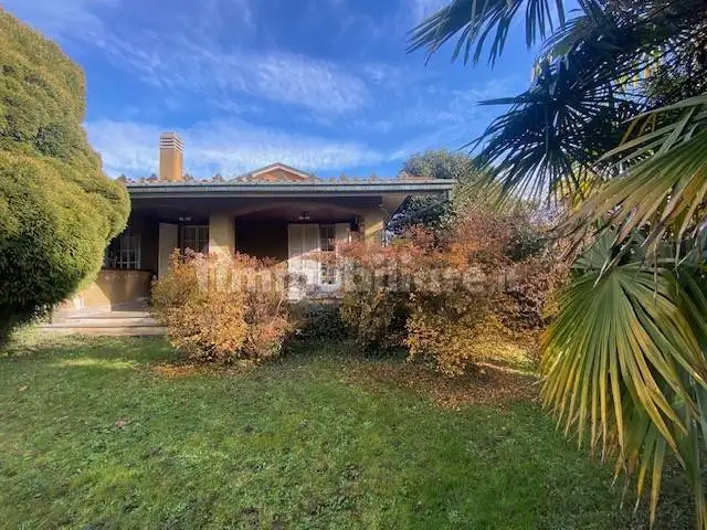 Villa unifamiliare 310 m², Cermenate - foto 4