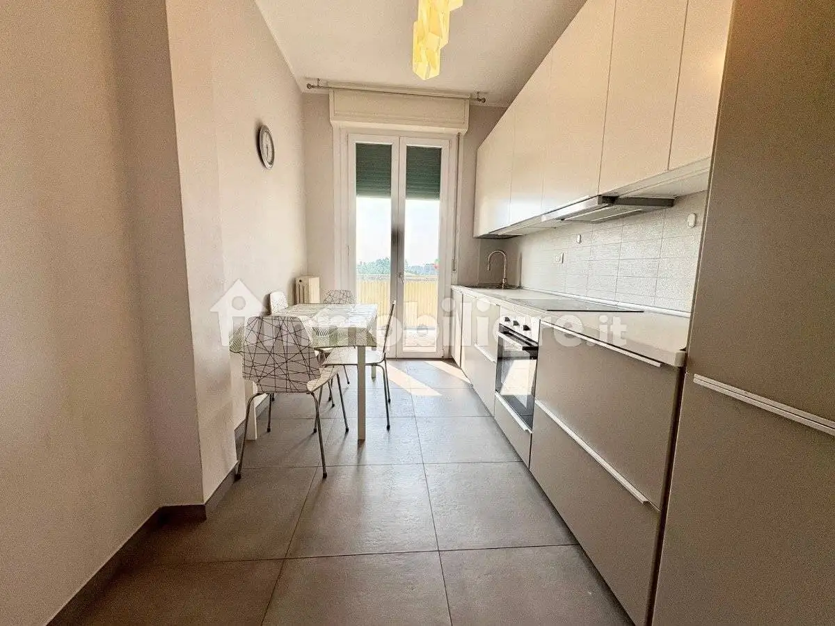 Trilocale via Emilia Ospizio, Ospizio - San Maurizio, Reggio Emilia - foto 2