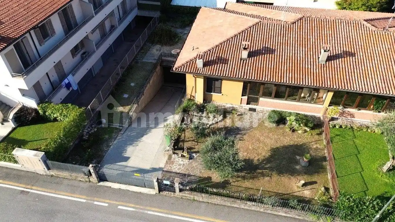 Villa unifamiliare via Padre Giulio Bevilacqua 5, Coccaglio - foto 4