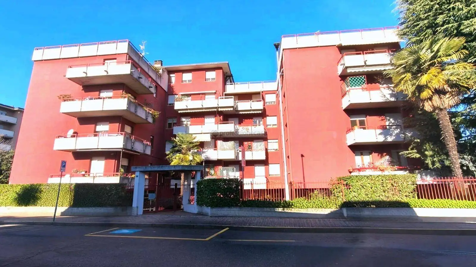 Appartamento in vendita a Desio