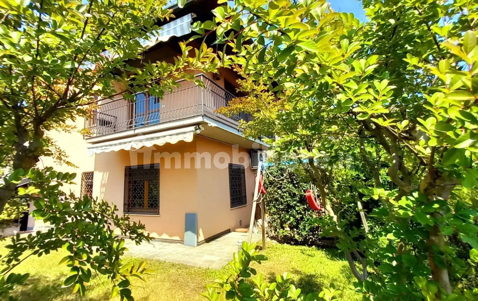 Villa in vendita a Cermenate