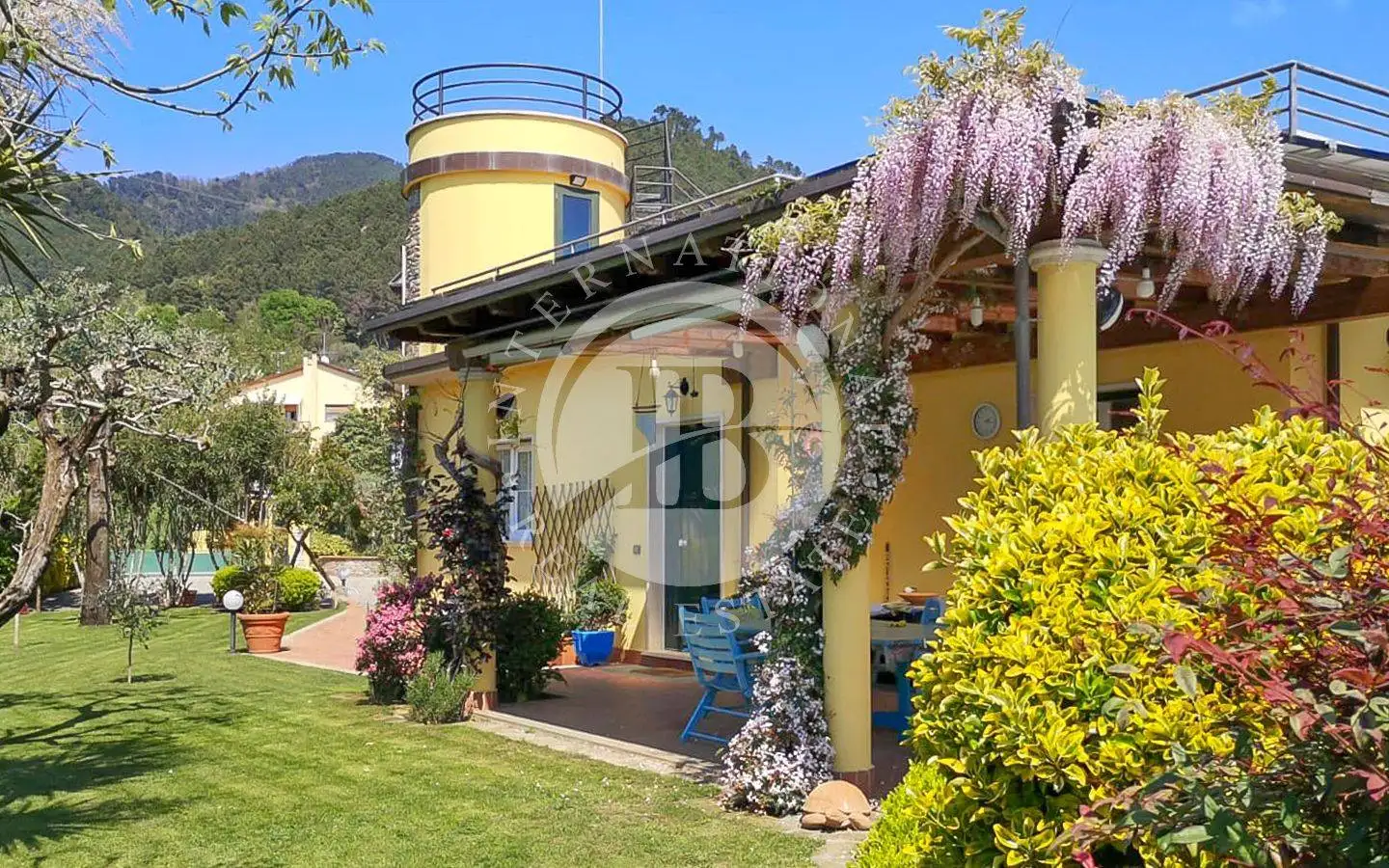 Villa unifamiliare, buono stato, 330 m², Debbia, Cervaiolo, Montignoso - foto 2