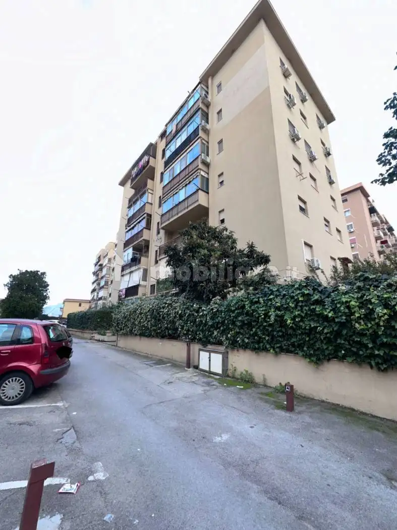 Appartamento in vendita a Palermo