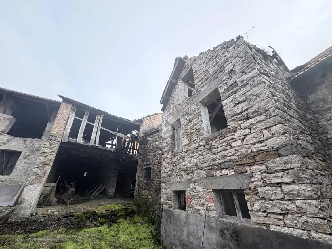 Rustico via Carve 16, Carve, Borgo Valbelluna - foto 3