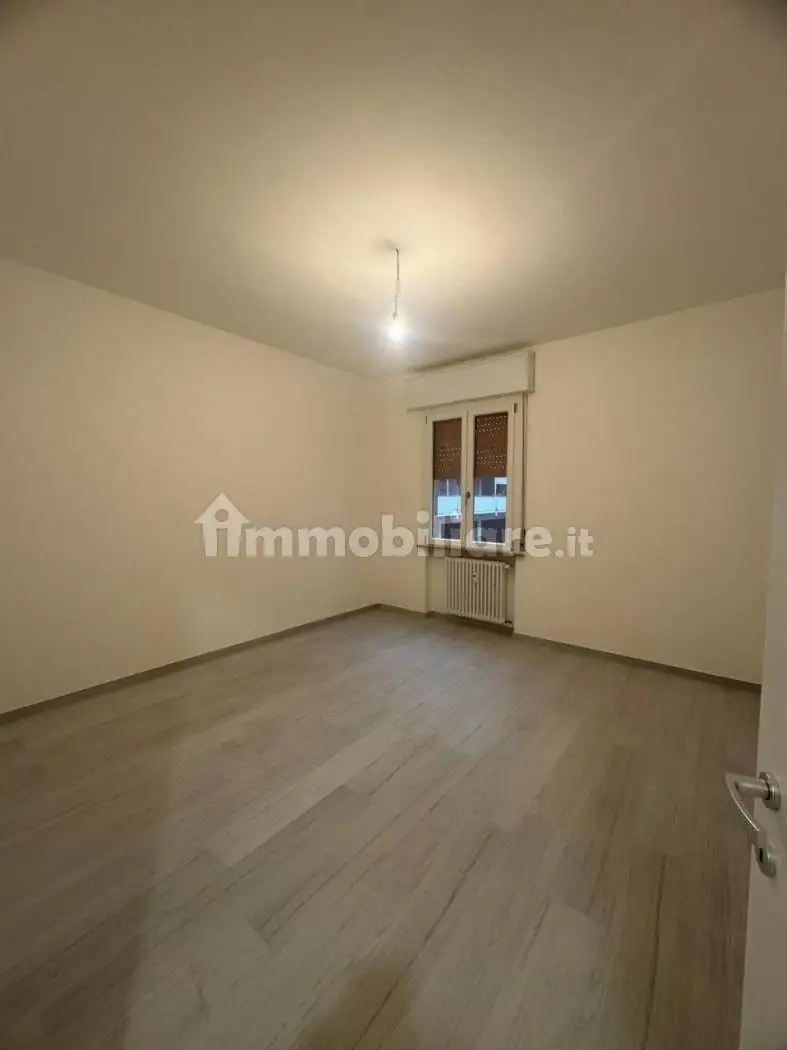 Quadrilocale via Mazzini 317, Centro, Sassuolo - foto 2