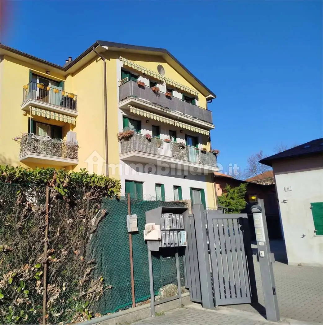 Appartamento in affitto a Varese