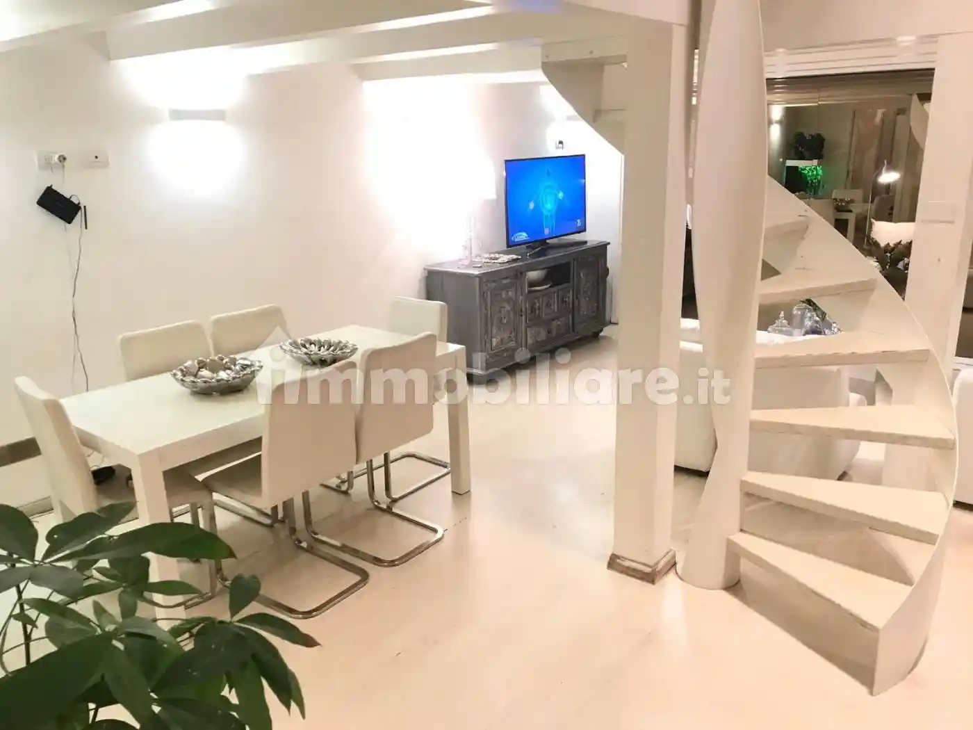 Open space vicolo Quartirolo, Centro Storico, Bologna - foto 2