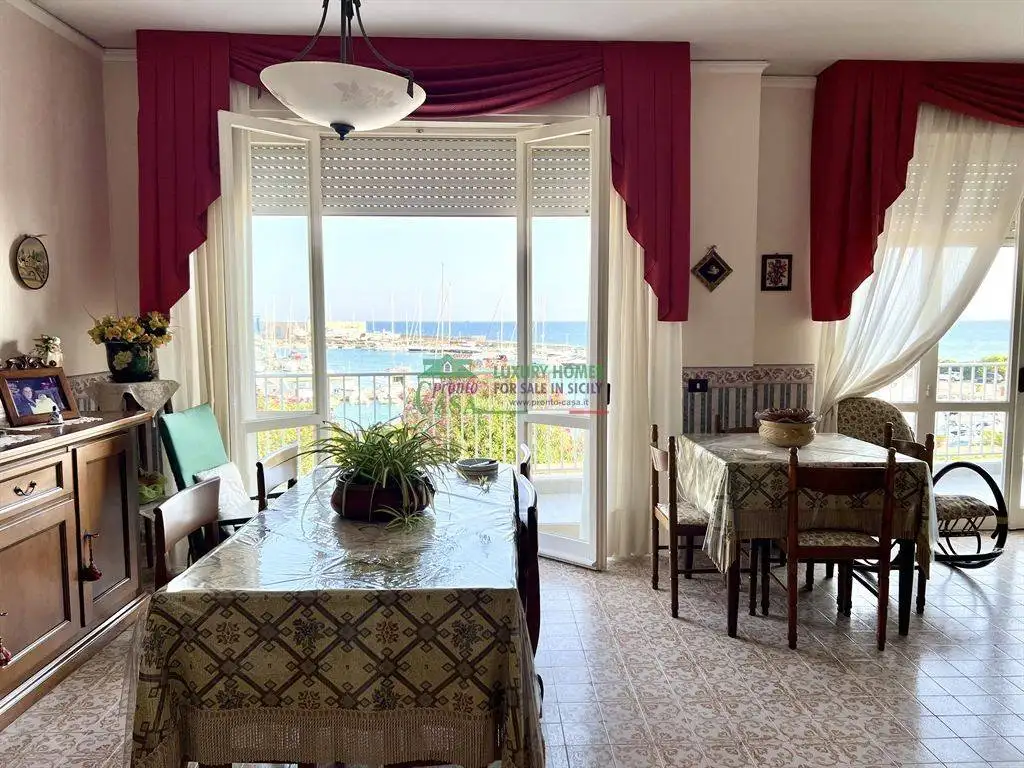 Quadrilocale lungomare cavalier bisani, Marina di Ragusa Centro, Ragusa - foto 2