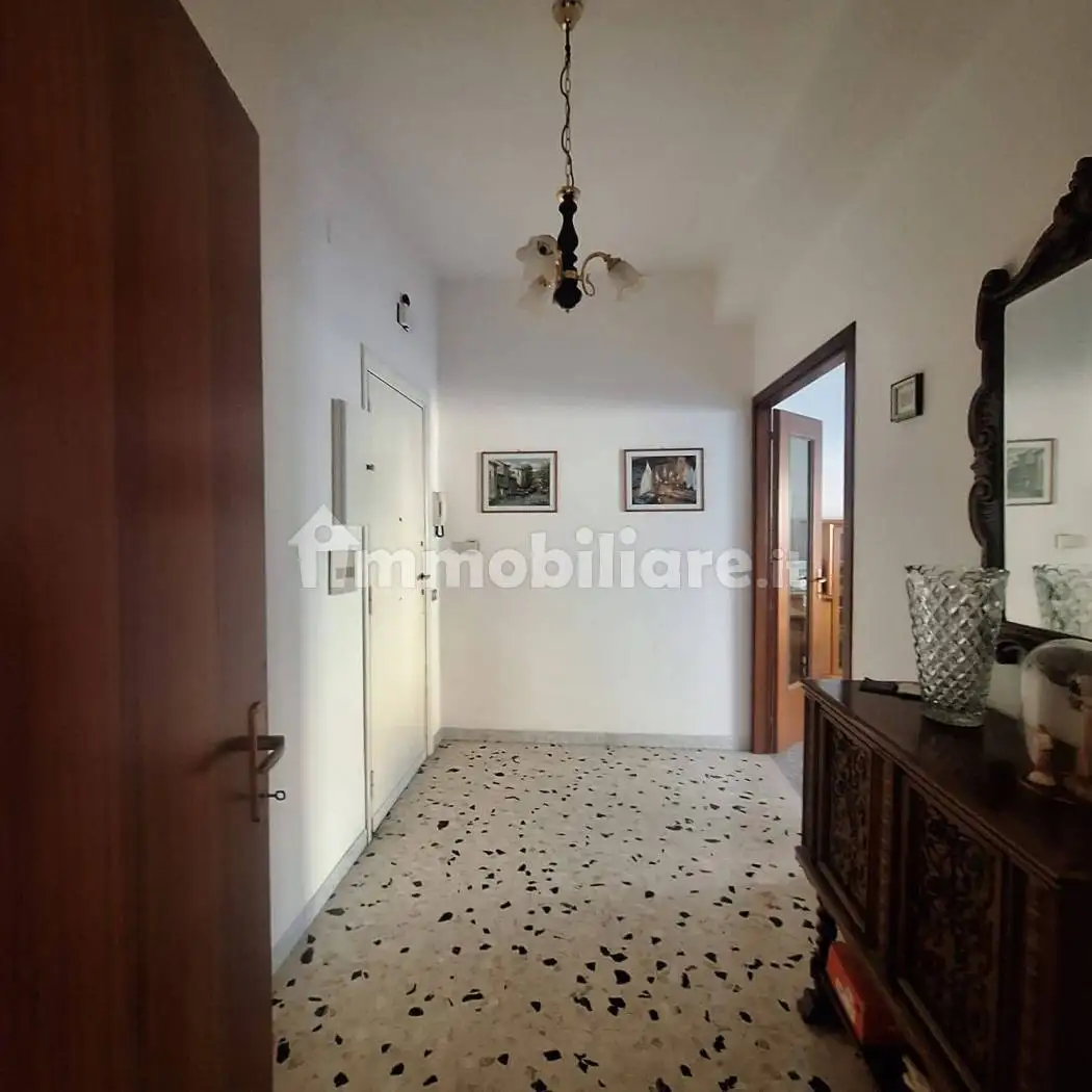 Trilocale via del Fiume 27, Centro, Terracina - foto 5