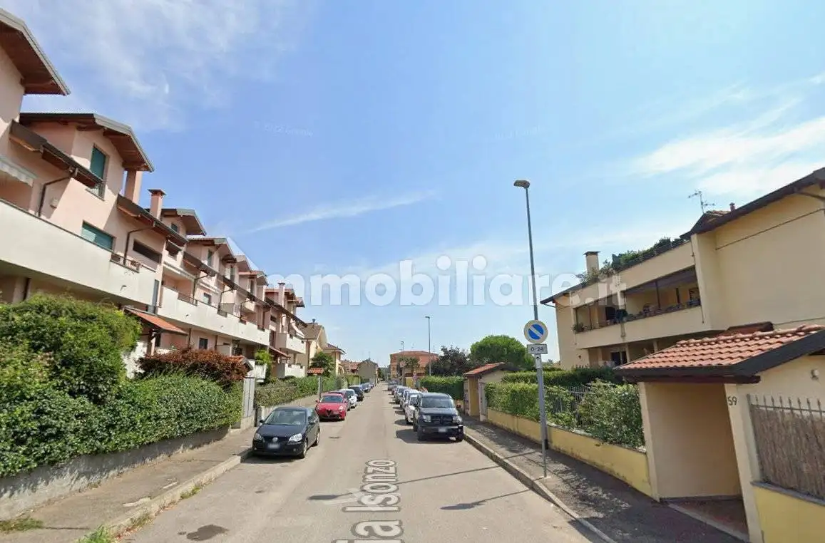 Trilocale via Isonzo 30, Bareggio - foto 5